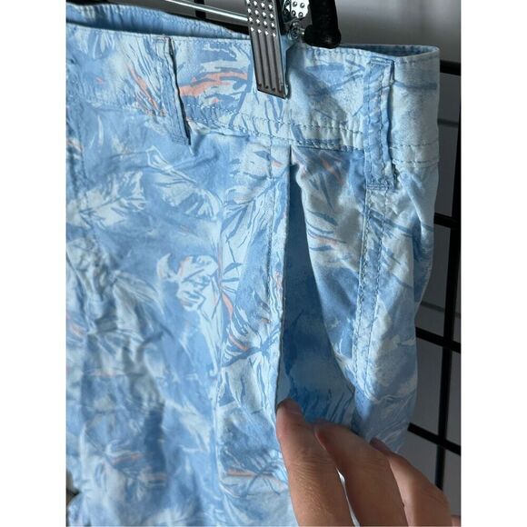 Columbia Washed Out Casual Printed Shorts Men's 40 8" Inseam Blue Tropical Beach - Picture 2 of 12